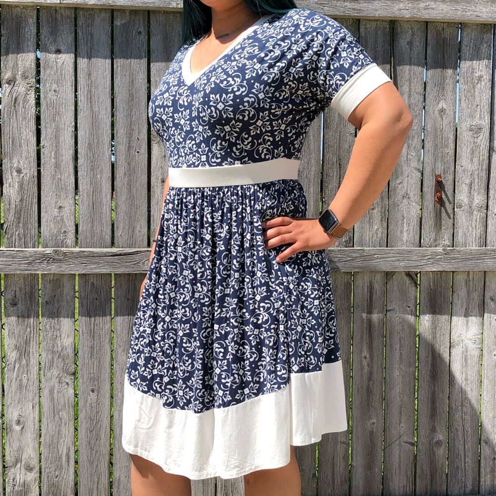 Kimi + Kai Maternity Dress